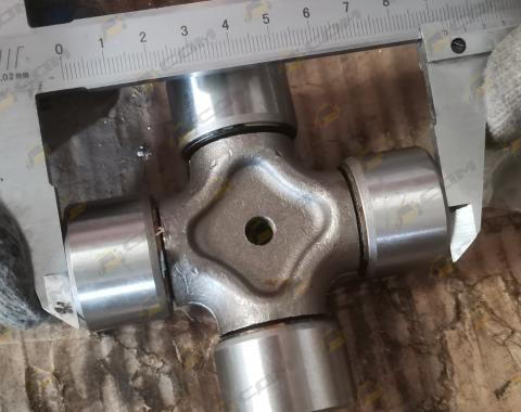 Крестовина карданного вала d=33 L=93 LG833B/LG833N